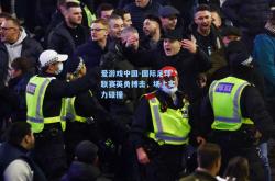 爱游戏中国-国际足球联赛英勇搏击，场上实力碰撞